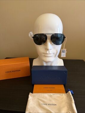 Louis Vuitton Men's Black Aviator Sunglasses with Monogram Lenses